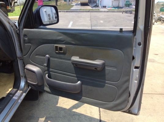 ขายรถกระบะโตโยต้า ไทเกอร์ตอนเดียว ปี01 เครื่อง 1JZ หัวฉีด เกียร์ออโต้ ติดแก๊สLPG เพาเวอร์ ภายในเดิมๆเบาะมีขาดบ้าง แอร์เย็นฉ่ำ วิทยุพร้อม ตัวถังเดิมๆ ห้องเครื่องเดิม สีมีริ้วรอย กระบะแม็กไลเนอร์ คัสซีดีไม่ผุไม่มีดาม รถขับดี ประหยัด ใช้งานส่งของได้เลยครับ ภ ขายรถกระบะโตโยต้า ไทเกอร์ตอนเดียว ปี01 เครื่อง 1JZ หัวฉีด เกียร์ออโต้ ติดแก๊สLPG เพาเวอร์ ภายในเดิมๆเบาะมีขาดบ้าง แอร์เย็นฉ่ำ วิทยุพร้อม ตัวถังเดิมๆ ห้องเครื่องเดิม สีมีริ้วรอย กระบะแม็กไลเนอร์ คัสซีดีไม่ผุไม่มีดาม รถขับดี ประหยัด ใช้งานส่งของได้เลยครับ ภ