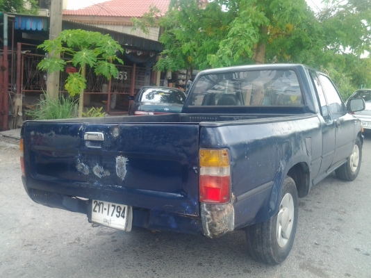 TOYOTA HILUX LN90 สภาพ สวยๆ พวงมาลัยเพาเวอร์ TOYOTA HILUX LN90 สภาพ สวยๆ พวงมาลัยเพาเวอร์