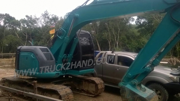 รถแบคโฮ KOBELCO  รุ่น SK135SR    ปีจดทะเบียน 2554