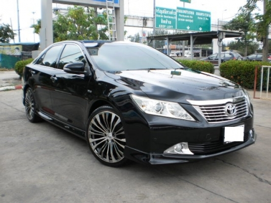 TOYOTA CAMRY 2.0 VVTI AUTO สภาพป้ายแดง TOYOTA CAMRY 2.0 VVTI AUTO สภาพป้ายแดง