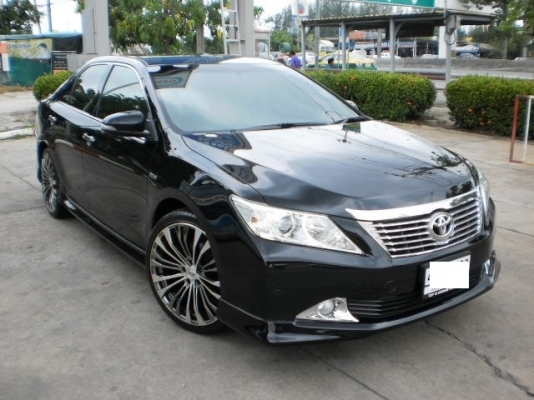 TOYOTA CAMRY 2.0 VVTI AUTO สภาพป้ายแดง TOYOTA CAMRY 2.0 VVTI AUTO สภาพป้ายแดง
