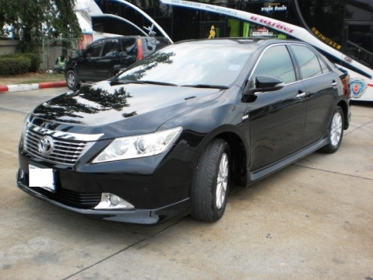 TOYOTA CAMRY 2.0  VVTI AUTO สภาพป้ายแดง