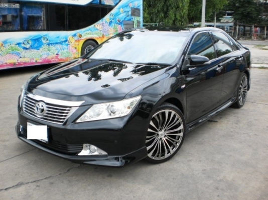 TOYOTA CAMRY 2.0 VVTI AUTO สภาพป้ายแดง TOYOTA CAMRY 2.0 VVTI AUTO สภาพป้ายแดง