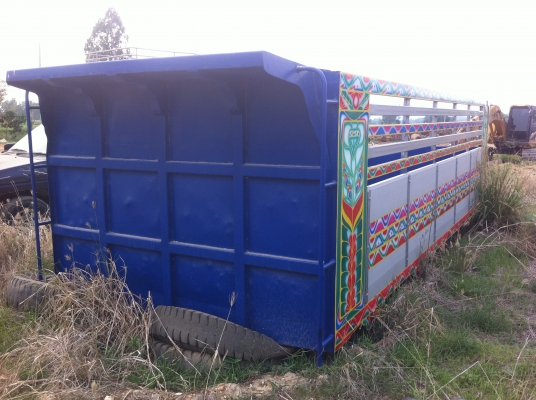 กระบะอลูมิเนียม คัสซีเทียม 0.87 เมตร กว้าง 2.50 เมตร ยาว 6.20 เมตร แผงสูงรวม 1.60 เมตร ครบชุด พร้อมใช้