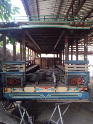 ขายถูกๆกระบะรถ 6 ล้อคลาสสิค