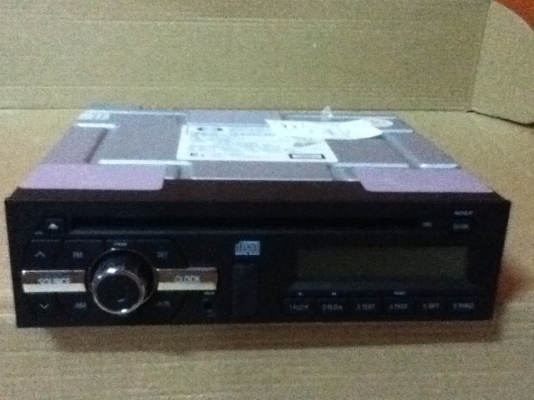 ขายวิทยุเดิมรถบรรทุก HINO(ฮีโน่)เล่น CD,MP3,USB *ไฟเข้า 24v * สภาพสวยจัดๆหาซื้อยาก ขาย 1800.-