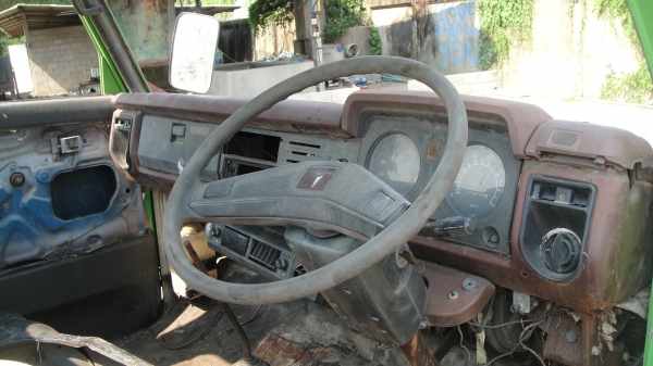 TOYOTA 4ล้อ เครื่อง85 เครื่องพัง ทะเบียนพร้อม ราคาถูก