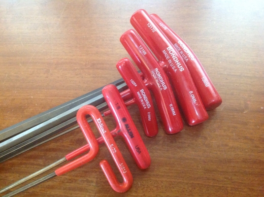 ขายหกเหลี่ยม VINTAGE BONDHUS ตัวใหญ่ๆ