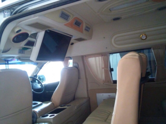 ขายรถตู้ เบนซิน CNG. วีไอพี ปี 2010 สีขาว ราคา 779,000 บาท โทร 0922726669 ตันหยงค่ะ