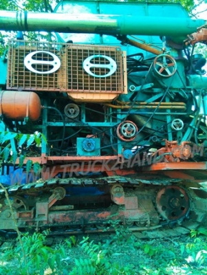 รถเกี่ยวข้าว  เครื่อง 195 โบ ตัวเดิน 10 ปั้ม ไดกิ้นโซ่ใหม่