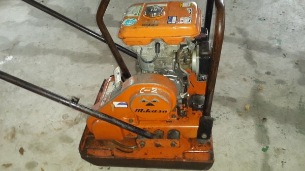 เครื่องตบดิน MIKASA รหัส C-2