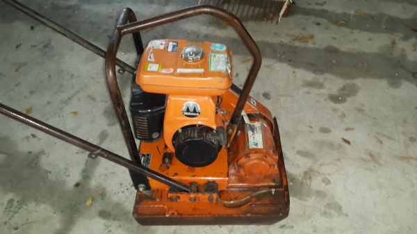 เครื่องตบดิน MIKASA รหัส C-2