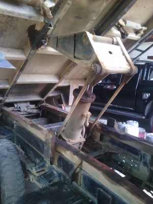 TOYOTA BU 61 ดั๊ม3คิวพร้อมใช้ปี 35 เล่มพร้อมจัดได้210000