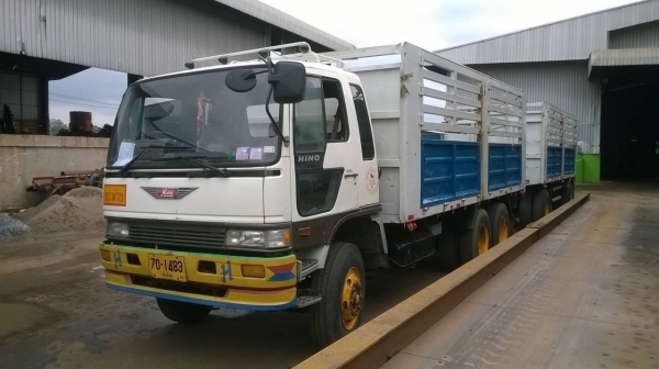 ขายรถพ่วง แม่ลูกไม่ดั้ม HINO FM3M ปี 38 เครื่องเดิม M10C 240 แรงม้า แห้งไม่มีเยิ้ม เกียร์เดิม สโลว์เดิม คัสซีสวยจัดตลอดเส้น ยางเรเดียลเต็ม ทะเบียนพร้อมโอนครับ