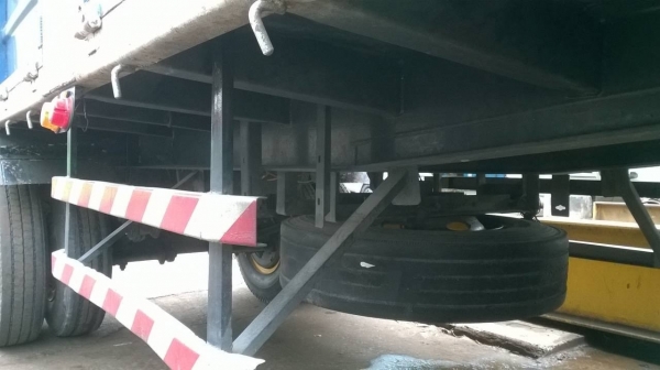 ขายรถพ่วง แม่ลูกไม่ดั้ม HINO FM3M ปี 38 เครื่องเดิม M10C 240 แรงม้า แห้งไม่มีเยิ้ม เกียร์เดิม สโลว์เดิม คัสซีสวยจัดตลอดเส้น ยางเรเดียลเต็ม ทะเบียนพร้อมโอนครับ