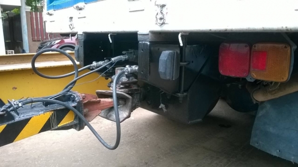 ขายรถพ่วง แม่ลูกไม่ดั้ม HINO FM3M ปี 38 เครื่องเดิม M10C 240 แรงม้า แห้งไม่มีเยิ้ม เกียร์เดิม สโลว์เดิม คัสซีสวยจัดตลอดเส้น ยางเรเดียลเต็ม ทะเบียนพร้อมโอนครับ