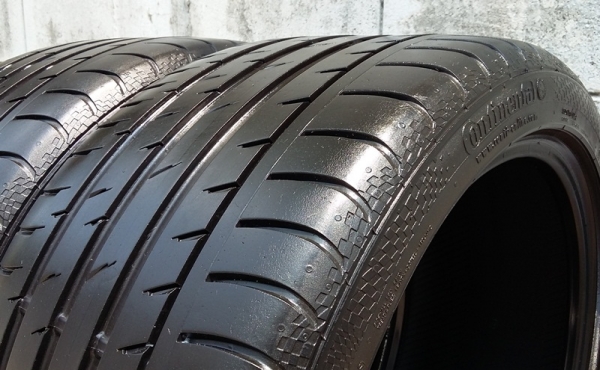 ยาง,265-35-18 Continental Contact 3 ดอกหนาปี12หนึ่งคู่ 3,800 ยาง,265-35-18 Continental Contact 3 ดอกหนาปี12หนึ่งคู่ 3,800
