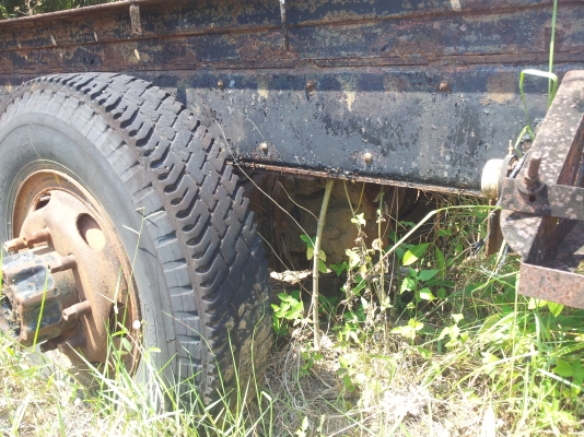 ขายช่วงล่าง2เพลาCW30พร้อมเครื่องตามสภาพ