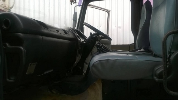 ขายรถพ่วง แม่ลูกไม่ดั้ม ISUZU DECA 270 เครื่องส้ม ปี 45 เกียร์เดิม ZF คัสซีสวยตลอดเส้น ยางเต็ม แอร์เย็น ทะเบียนพร้อมโอนครับ