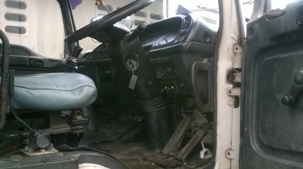 ขายรถพ่วง แม่ลูกไม่ดั้ม ISUZU DECA 270 เครื่องส้ม ปี 45 เกียร์เดิม ZF คัสซีสวยตลอดเส้น ยางเต็ม แอร์เย็น ทะเบียนพร้อมโอนครับ