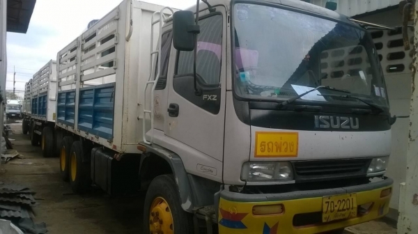 ขายรถพ่วง แม่ลูกไม่ดั้ม ISUZU DECA 270 เครื่องส้ม ปี 45 เกียร์เดิม ZF คัสซีสวยตลอดเส้น ยางเต็ม แอร์เย็น ทะเบียนพร้อมโอนครับ