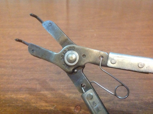 ขายคีมถ่างหุบ ถอดปริ๊น Vintage K-D445 งานเก่าน่าใช้ และสะสม