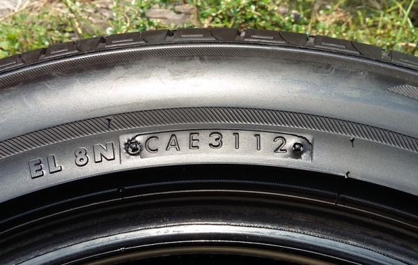 ยาง,195-55-15 Bridgestone GR90 Japan ปี12แก่ๆหนึ่งชุด 3,900