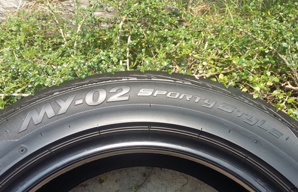 ยาง,195-55-15 Bridgestone MY02 ปลาย12สภาพเต็มหนึ่งชุด 4,200 ยาง,195-55-15 Bridgestone MY02 ปลาย12สภาพเต็มหนึ่งชุด 4,200