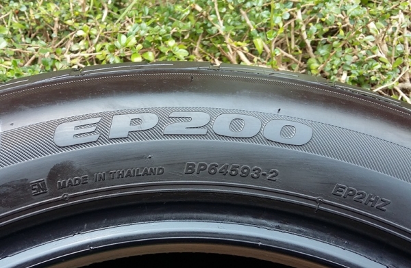ยาง,205-55-16 Bridgestone Ecopia EP200 สภาพเต็มปี14ชุด 4,500