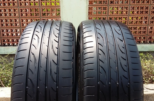 ยาง,215-55-17 DUNLOP LM-704 ดอกหนากลางปี13หนึ่งคู่ 3,500