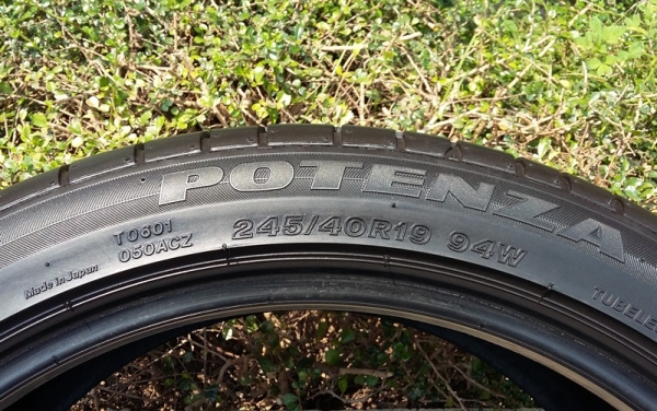 ยาง,245-40-19 BRIDGESTONE"RE050A ดอกหนาหนึ่งคู่ 4,200