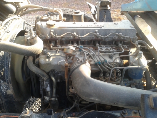 ขายรถบรรทุก6ล้อดั้ม