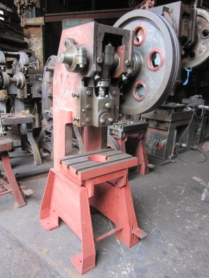 เครื่องปั๊มข้อเสือ - (6) เครื่องปั๊มข้อเสือ - (6)