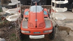 ขายรถดำนา kubota  6 แถว รุ่น spa 65