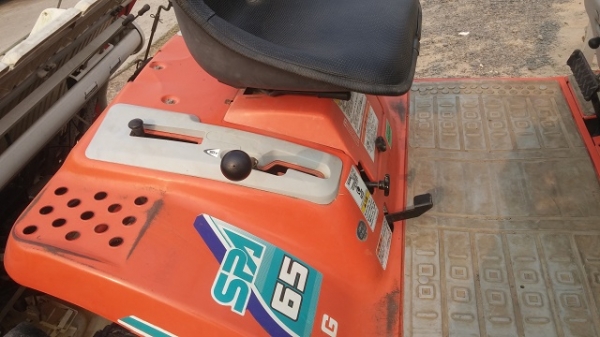 ขายรถดำนา kubota  6 แถว รุ่น spa 65