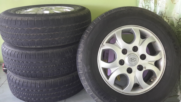 ขายแม็ค16"4 วงพร้อมยาง 4 เส้น ราคา 1000