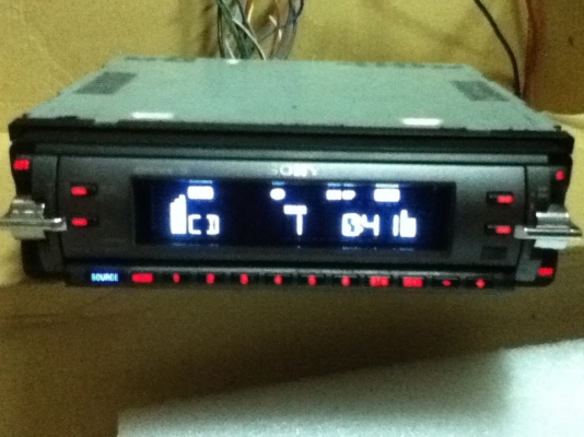 ขายวิทยุ SONY รุ่น CDX-RA650 เล่น CD,MP3 รับประกันหัวอ่านดี ขายถูกๆ 1100.-