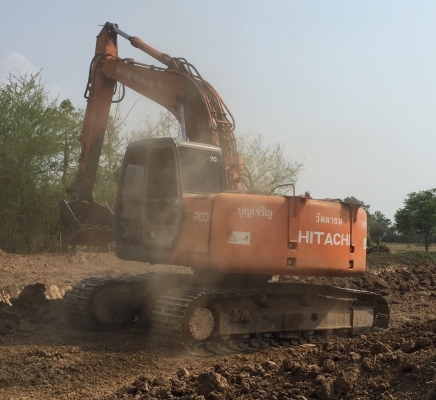 ขายแบ็คโฮ  HITACHI  EX200 รุ่น 5