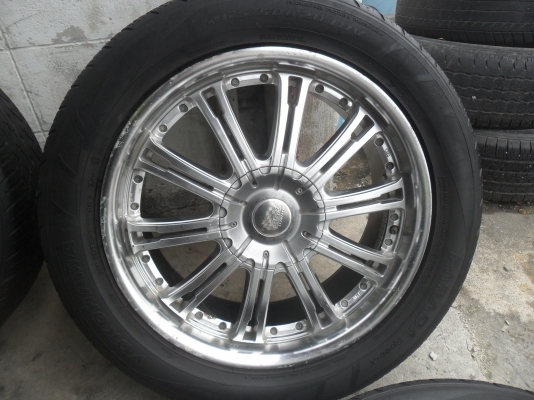 ล้อแม็ก 20นิ้ว6รู พร้อมยาง สวยๆ 4 ล้อ ราคา 9800 บาท