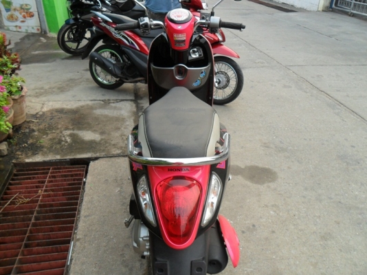 Scoopy i ปี56 รถเดิม เครื่องเดิมสภาพสวย เอกสารพร้อมโอน