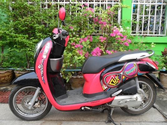 Scoopy i ปี56 รถเดิม เครื่องเดิมสภาพสวย เอกสารพร้อมโอน