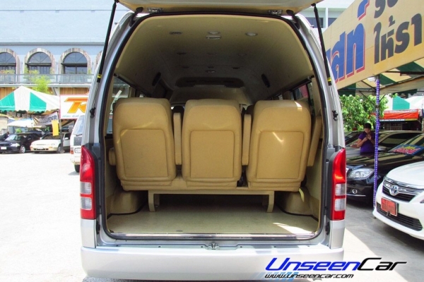 ขายรถตู้ ดีเซลล์ ปี2012 TOYOTA CCOMMUTER ราคา 879,000 บาท ท่านผู้มีอุปการะคุณท่านใดสนใจ โทรสอบถามได้ค่ะ 0922726669 ตันหยงค่ะ