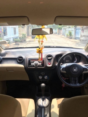 Honda Brio ปี12  ออโต้  ตัวรองTOP