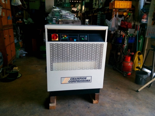 ขายแอร์ดรายเยอร์เครื่องทำลมแห้ง ใช้สำหรับปั๊มลม 20 HP  สนใจโทร.หาเราตอนนี้เลย