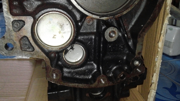 เสื้อสูบอีซูซุ 2800 เทอร์โบ ราคา 5,000 บ เสื้อสูบอีซูซุ 2800 เทอร์โบ ราคา 5,000 บ