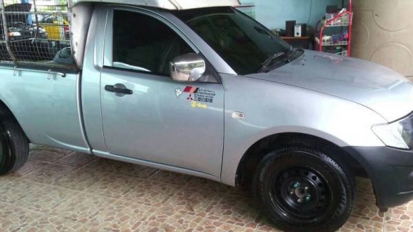 Mitsubishi Triton หัวเดี่ยว ปี 11  เครื่อง2.4