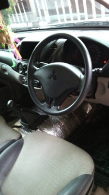 Mitsubishi Triton หัวเดี่ยว ปี 11  เครื่อง2.4