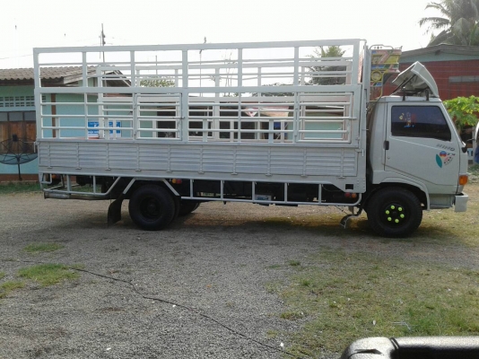 ขายด่วนรถบรรทุก HINO FC ยาว 5.50 เมตร ขายด่วนรถบรรทุก HINO FC ยาว 5.50 เมตร