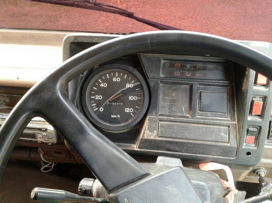 ขายด่วนรถบรรทุก HINO FC ยาว 5.50 เมตร ขายด่วนรถบรรทุก HINO FC ยาว 5.50 เมตร