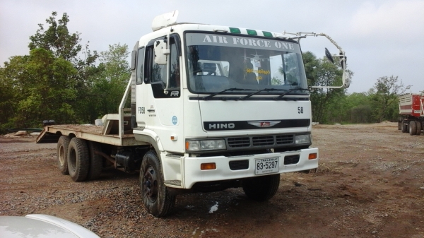 ขายด่วนรถเทนเลอร์ลากรถแบคโฮPC200HINOZMเคือง260แรง